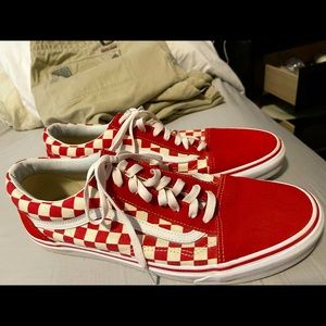 Men’s Size 13 Red & White Checkered Old Skool Vans